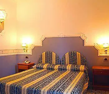 Sant'agata 圣安格塔苏德格尔夫