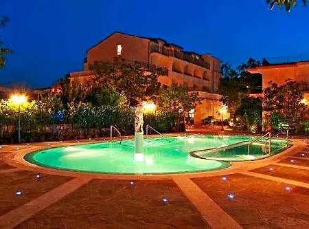 فندق Sant'agata 4*